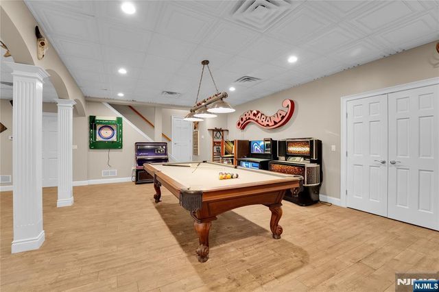 127 Waughaw Road, Montville Township, NJ 07082