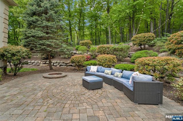 127 Waughaw Road, Montville Township, NJ 07082