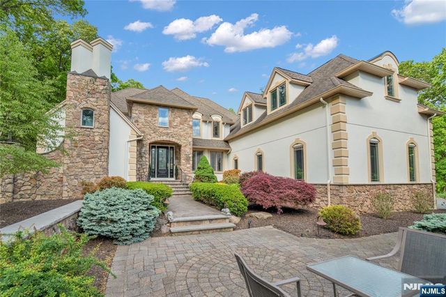 127 Waughaw Road, Montville Township, NJ 07082