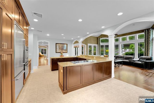 127 Waughaw Road, Montville Township, NJ 07082