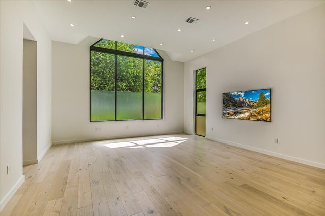 4515 Avenue D, Austin, TX 78751