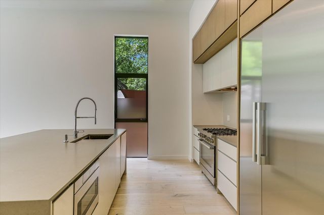 4515 Avenue D, Austin, TX 78751