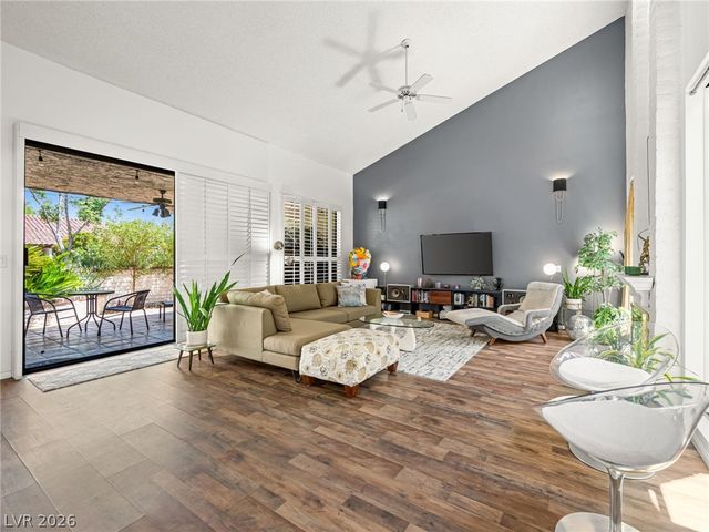 2828 San Lago Court, Las Vegas, NV 89121