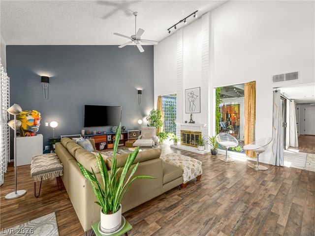 2828 San Lago Court, Las Vegas, NV 89121