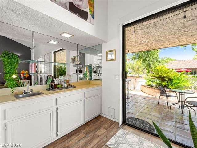 2828 San Lago Court, Las Vegas, NV 89121