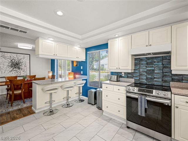 2828 San Lago Court, Las Vegas, NV 89121