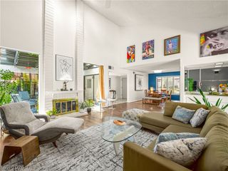 2828 San Lago Court, Las Vegas, NV 89121