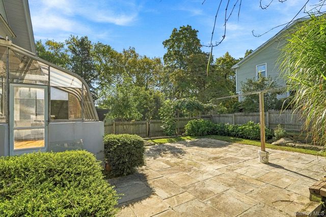 1239 Post Road, Scarsdale, NY 10583