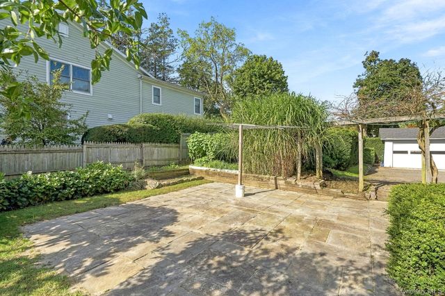 1239 Post Road, Scarsdale, NY 10583
