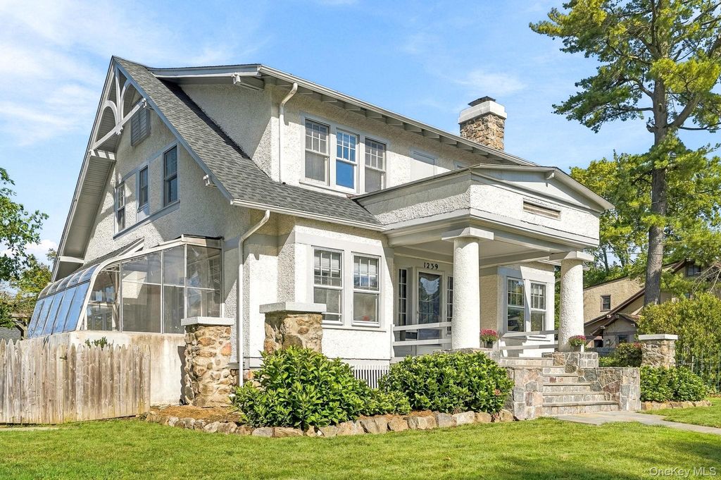 1239 Post Road, Scarsdale, NY 10583 — photo 3