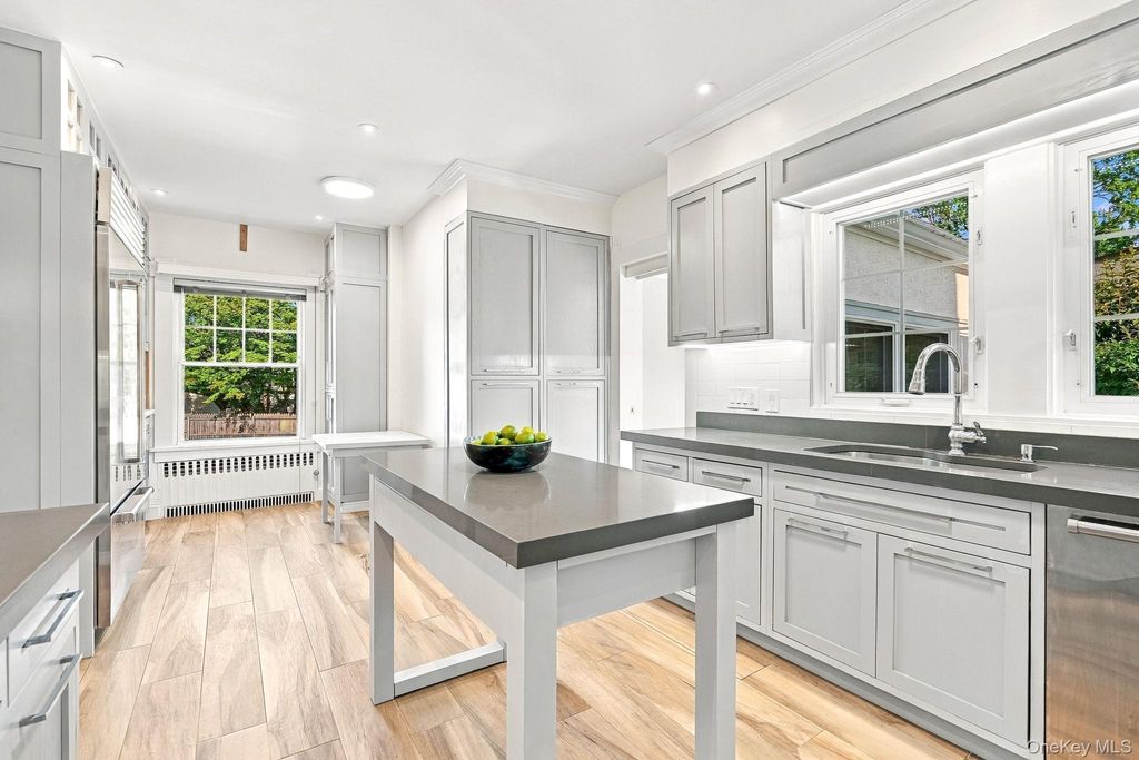 1239 Post Road, Scarsdale, NY 10583 — photo 5