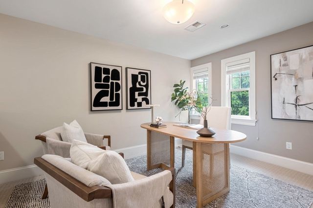 11 Lillian Way 11, Wayland, MA 01778