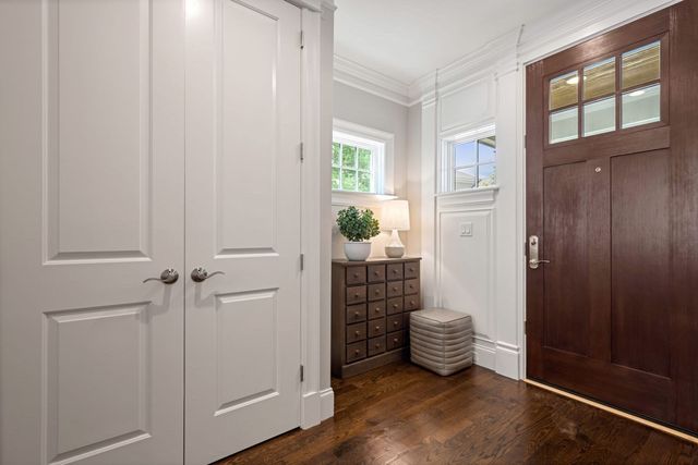 11 Lillian Way 11, Wayland, MA 01778