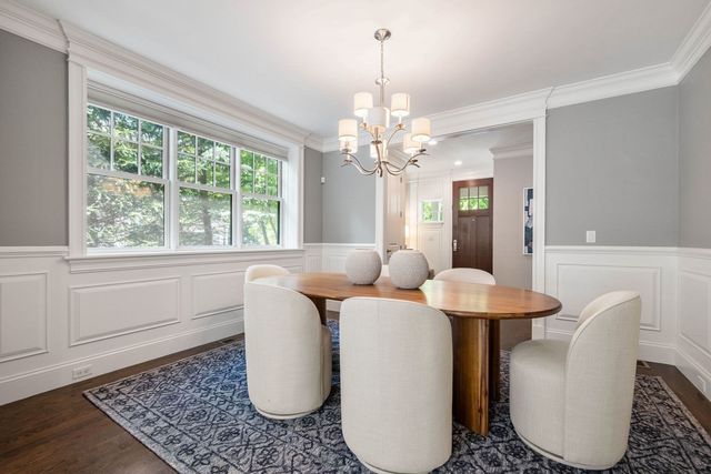 11 Lillian Way 11, Wayland, MA 01778