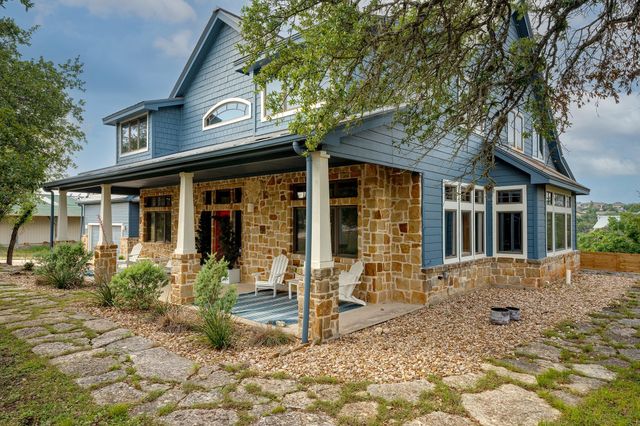 10512 Lake Park DR, Dripping Springs, TX 78620