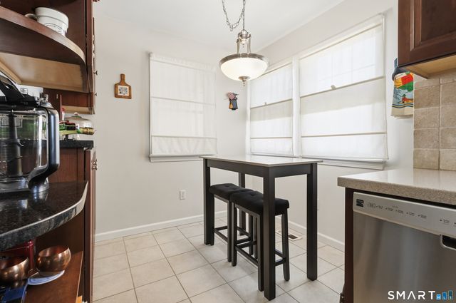 59 Brittania Drive 59, Danbury, CT 06811