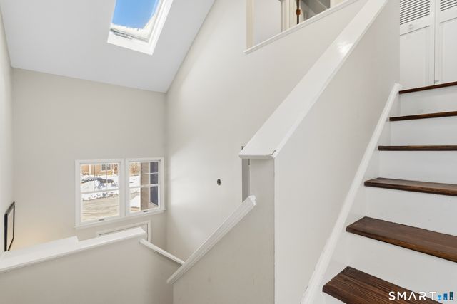 59 Brittania Drive 59, Danbury, CT 06811