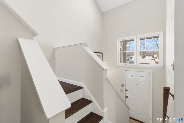 59 Brittania Drive 59, Danbury, CT 06811