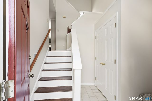 59 Brittania Drive 59, Danbury, CT 06811