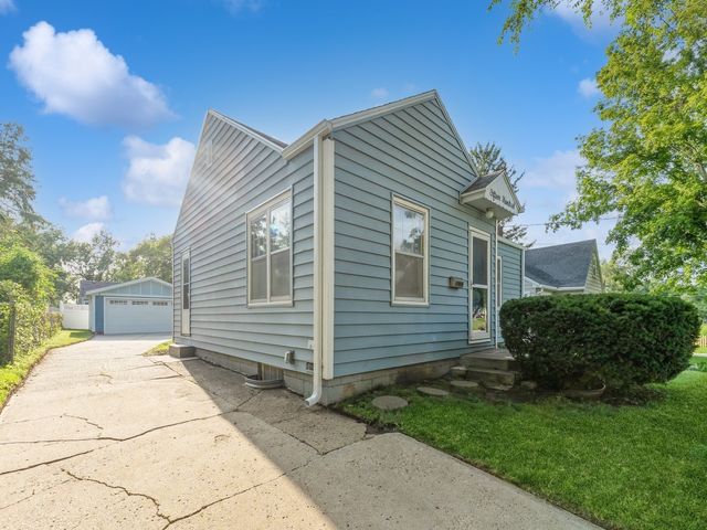 1500 56th Street, Des Moines, IA 50311