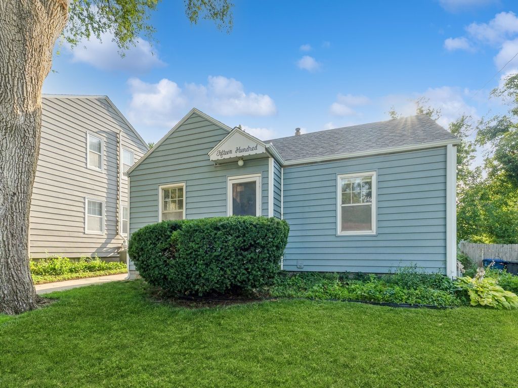 1500 56th Street, Des Moines, IA 50311
