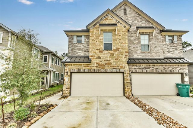 227 S Spotted Fern Drive, Montgomery, TX 77316