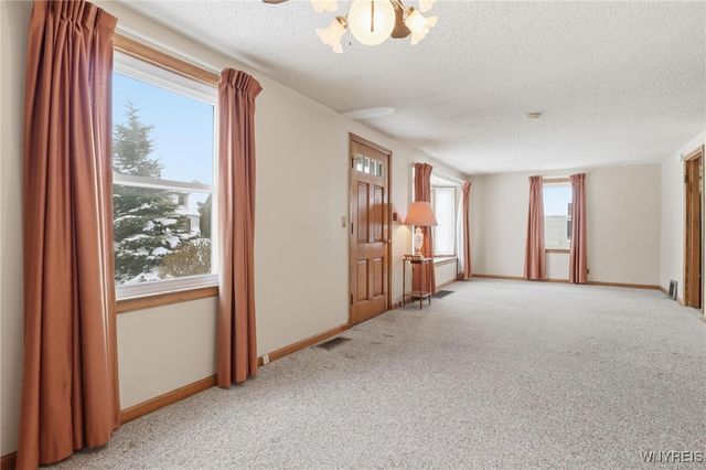 64 Westchester Drive, Cheektowaga, NY 14225