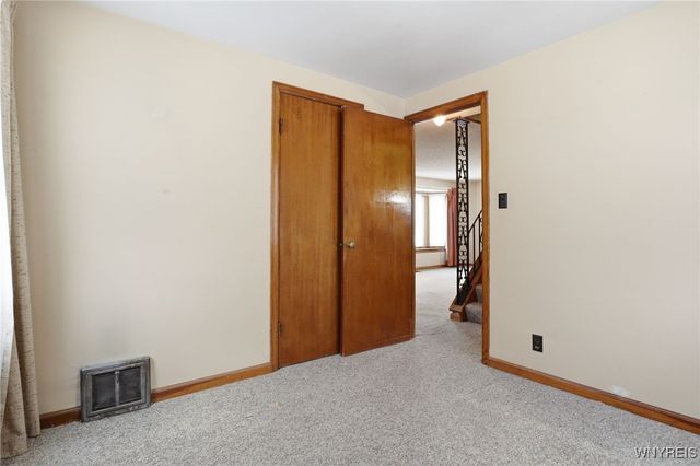 64 Westchester Drive, Cheektowaga, NY 14225