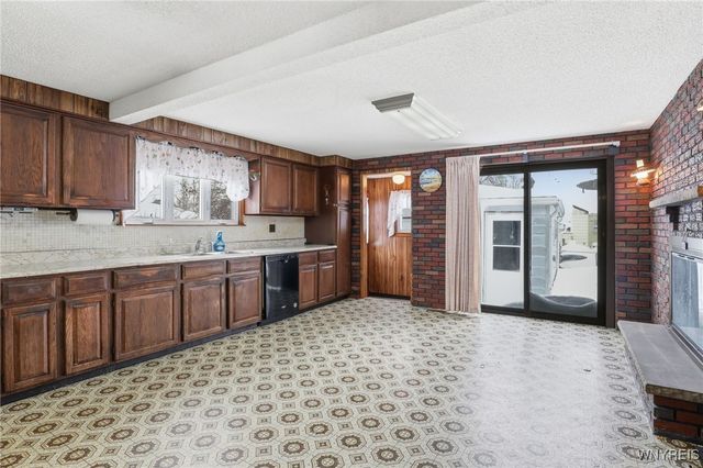 64 Westchester Drive, Cheektowaga, NY 14225