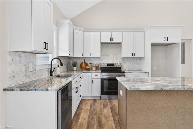 144 Tranquility Lane, Harmony, NC 28634