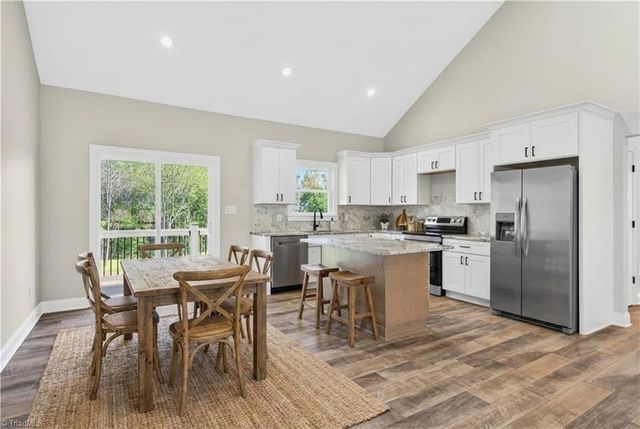 144 Tranquility Lane, Harmony, NC 28634