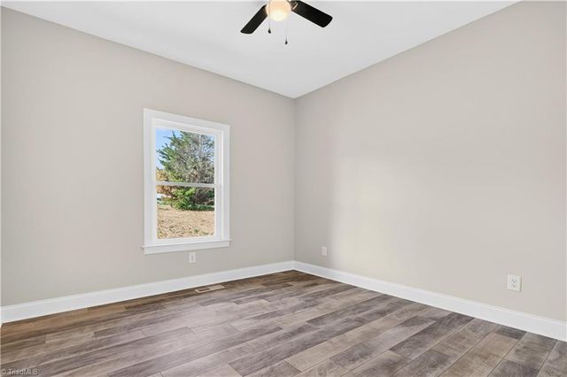 144 Tranquility Lane, Harmony, NC 28634