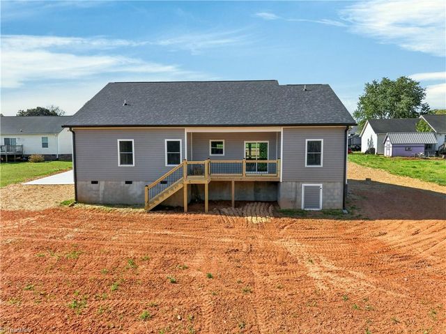 144 Tranquility Lane, Harmony, NC 28634