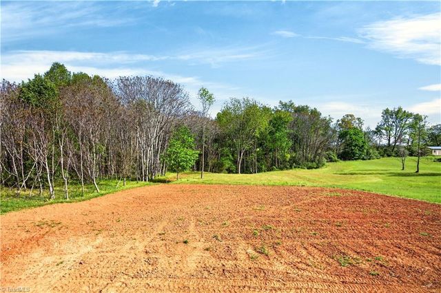 144 Tranquility Lane, Harmony, NC 28634