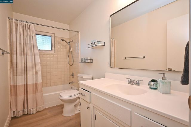 1156 Carey Dr, Concord, CA 94520