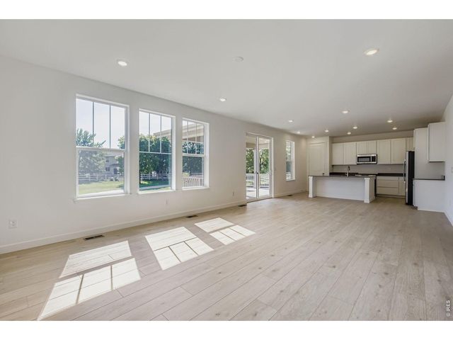 3156 Ironton Dr, Loveland, CO 80538