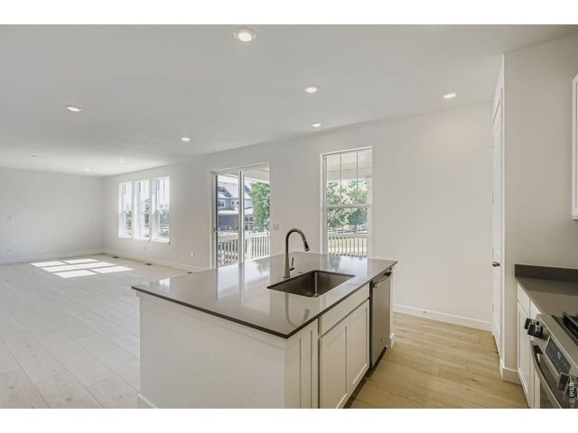 3156 Ironton Dr, Loveland, CO 80538