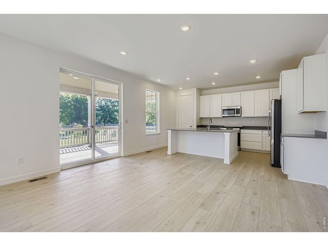 3156 Ironton Dr, Loveland, CO 80538