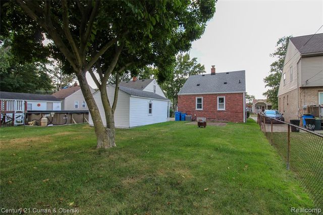 6832 Norborne Avenue, Dearborn Heights, MI 48127