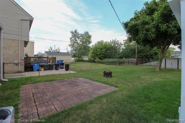 6832 Norborne Avenue, Dearborn Heights, MI 48127