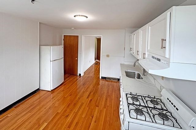 19 Norumbega Terr 1, Waltham, MA 02453