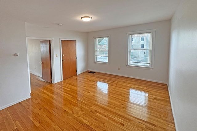 19 Norumbega Terr 1, Waltham, MA 02453