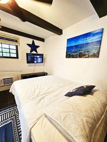 2109 Red Rd -, Coral Gables, FL 33155