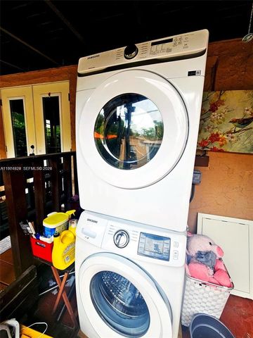 2109 Red Rd -, Coral Gables, FL 33155