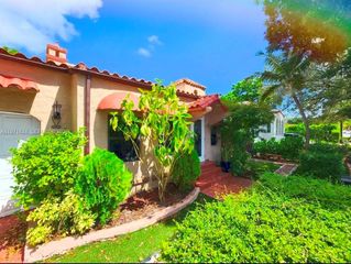 2109 Red Rd -, Coral Gables, FL 33155