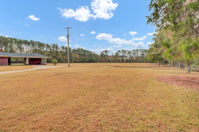 388 E Main Street, Harleyville, SC 29448