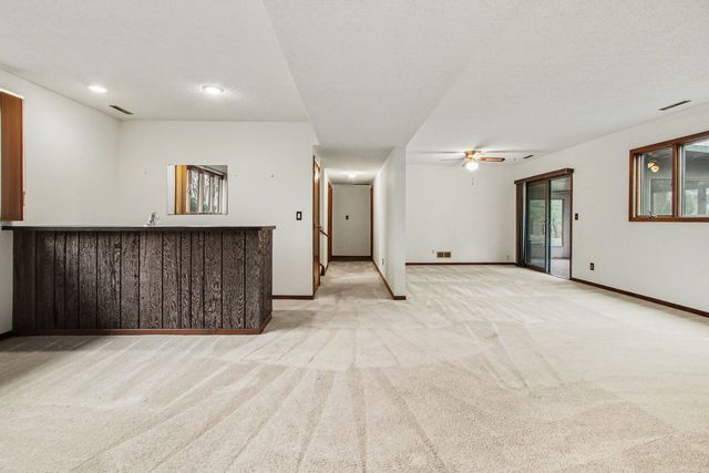 186 Wexford Road, Valparaiso, IN 46385