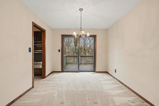 186 Wexford Road, Valparaiso, IN 46385