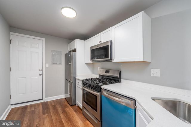 408 CHESTER ST N, Baltimore, MD 21231