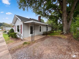 435 16th Street, Cramerton, NC 28032
